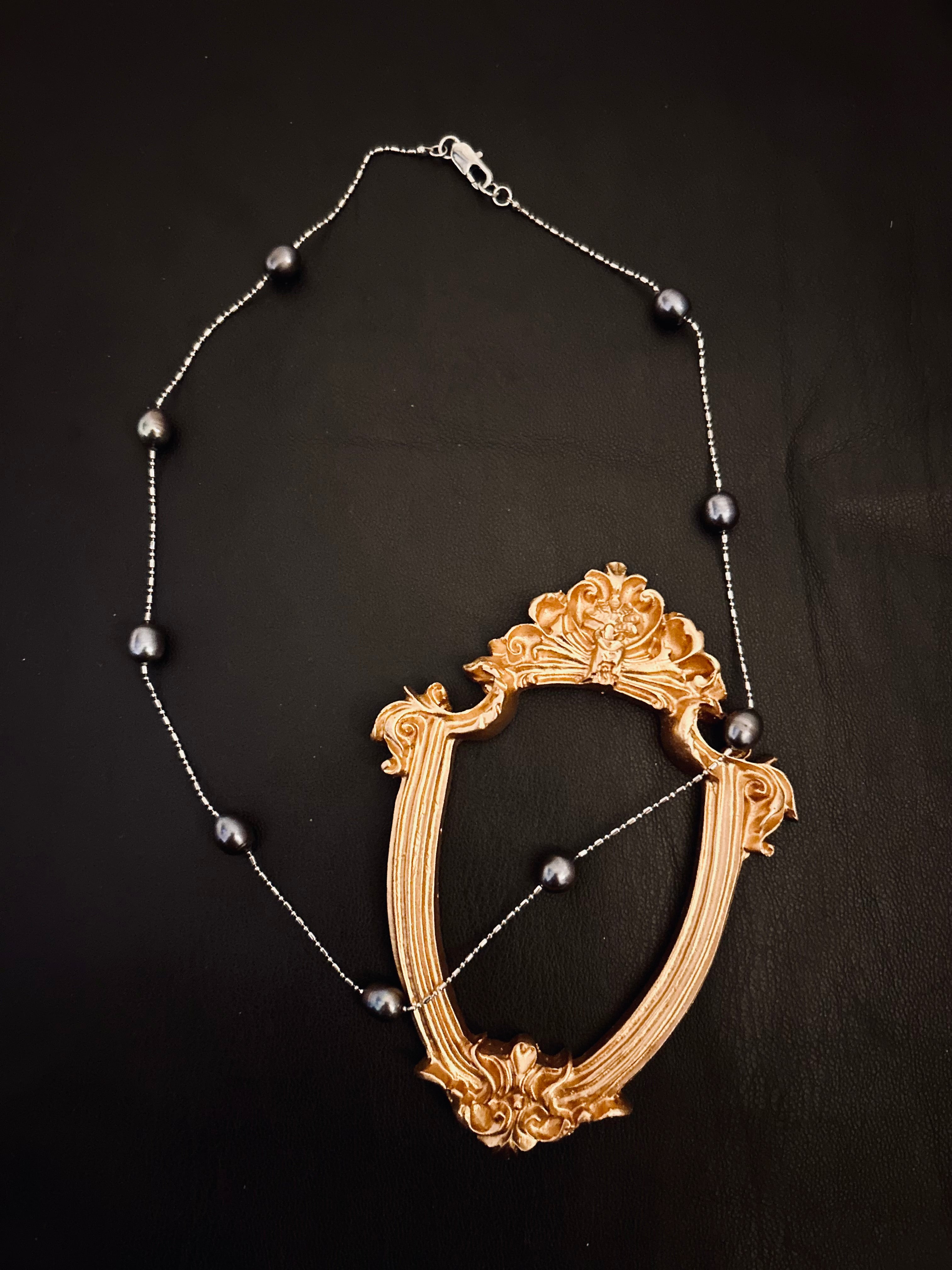 Simple Vintage Necklace